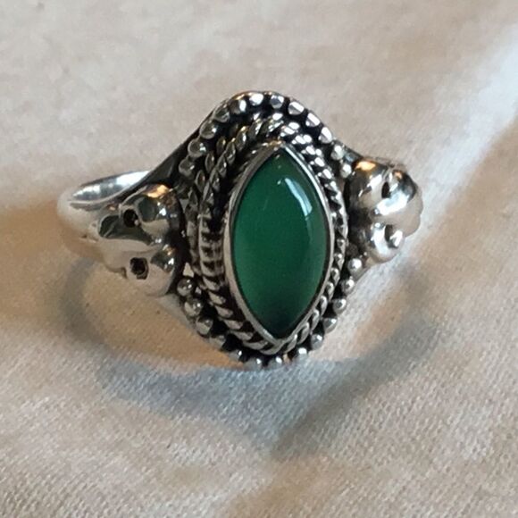 NWOT. Sterling Silver Green Onyx Rings S 8  mm - Picture 2 of 13